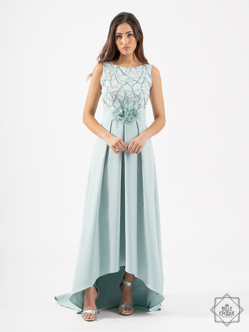 Vestido Largo Plisado Y Estampado De Espalda Descubierta Y Cola