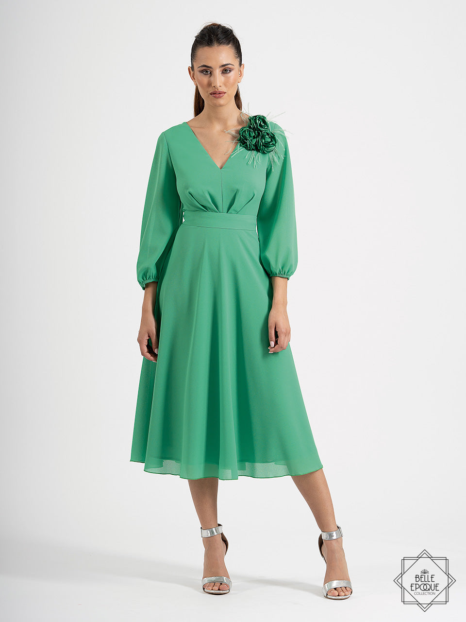 Vestido Midi Plisado Crepe De Manga Abullonada Con Flor