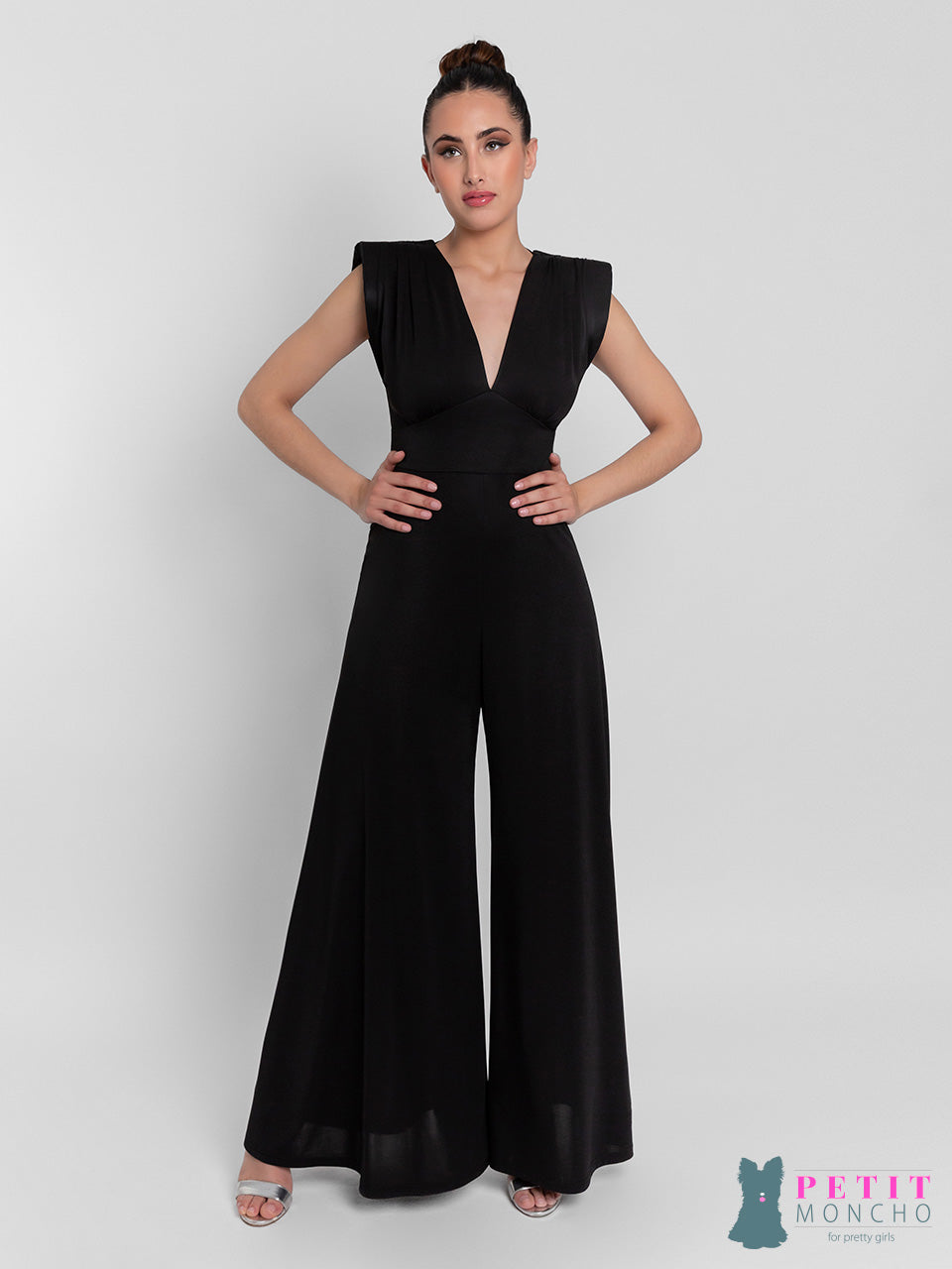 Mono largo laminado de punto con escote profundo y espalda descubierta