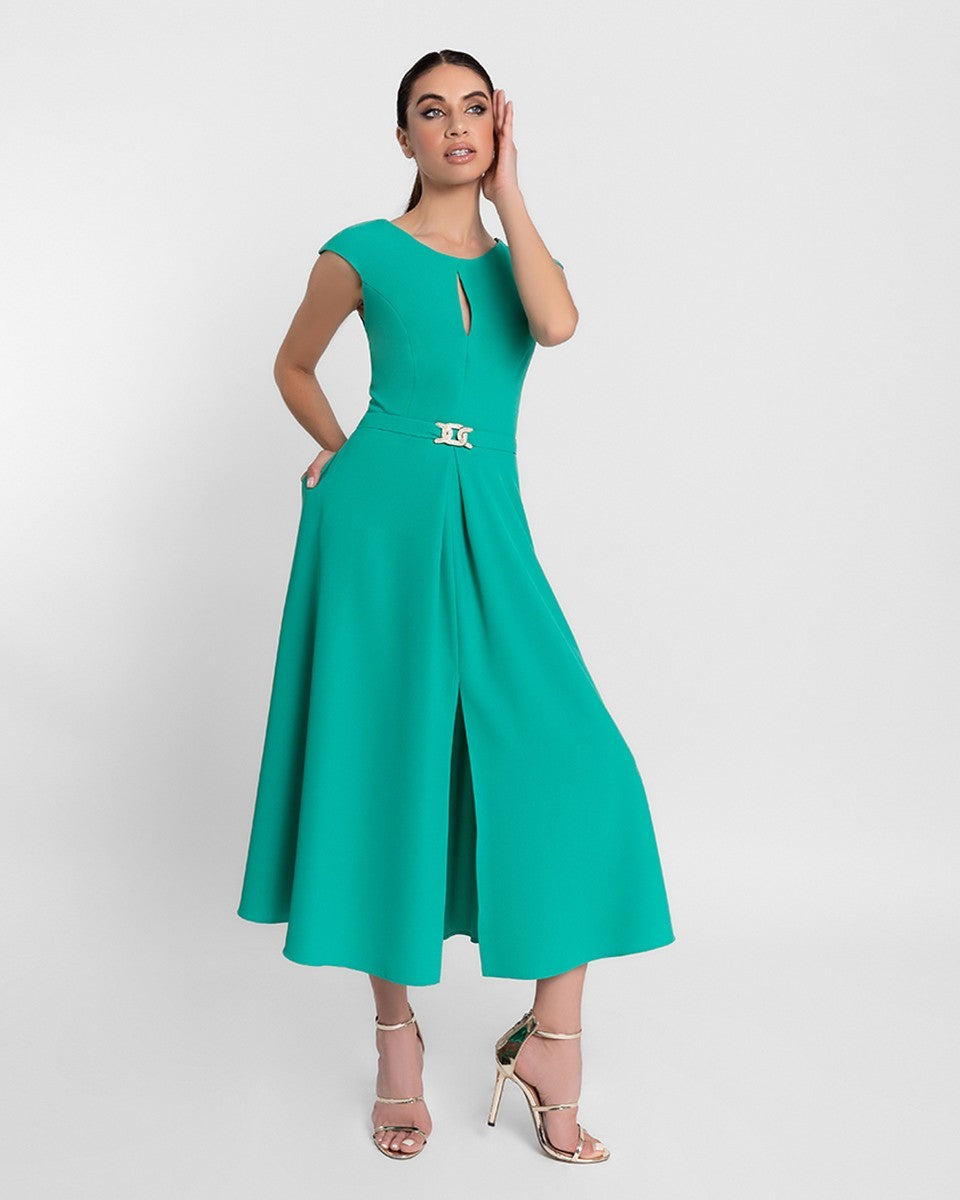 Vestido midi royal con hebilla y escote en forma de lágrima