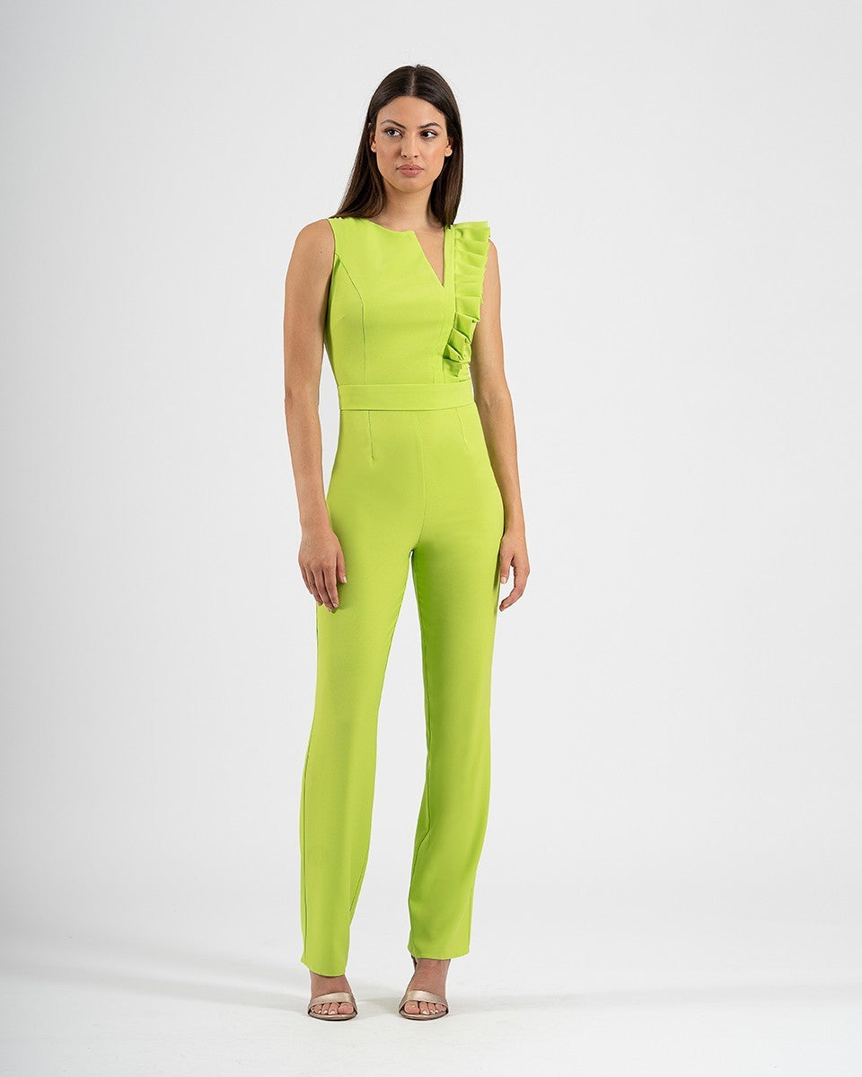 Langer Crêpe-Overall mit asymmetrischem Ausschnitt, plissierter Rüsche und ärmellos