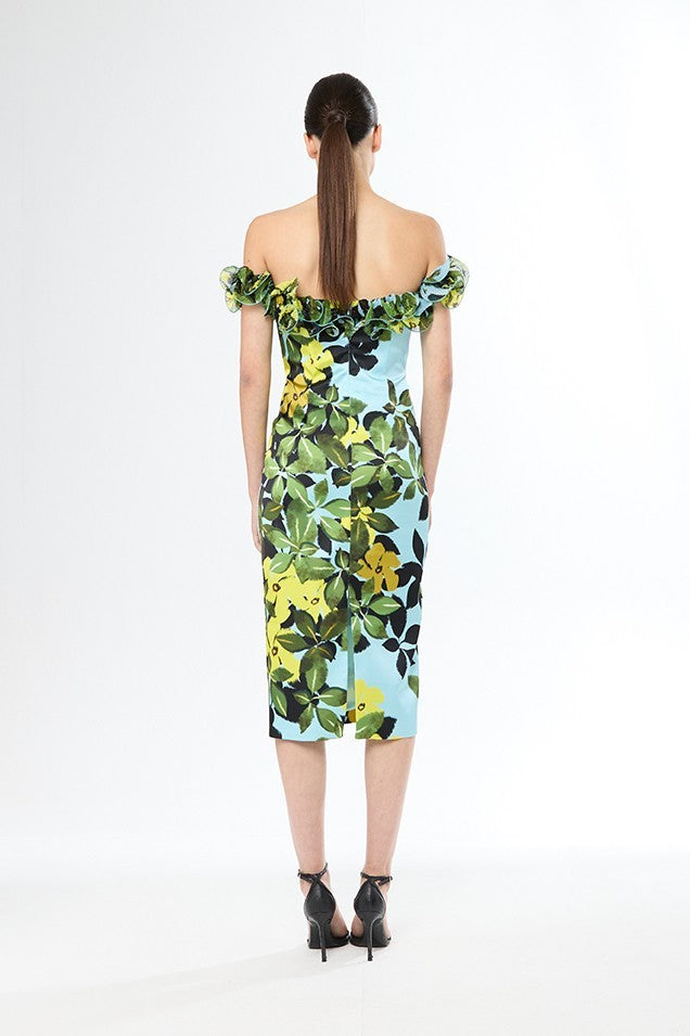 Vestido midi y recto de escote bardot de volantes y estampado floral