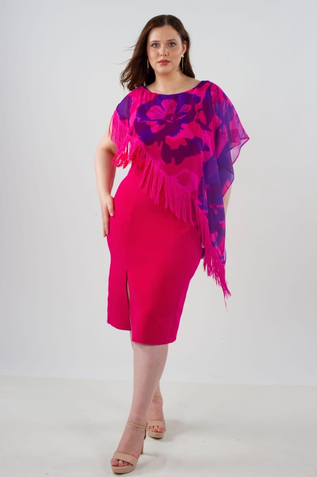 Vestido midi capa estampada con flecos Mía Miró