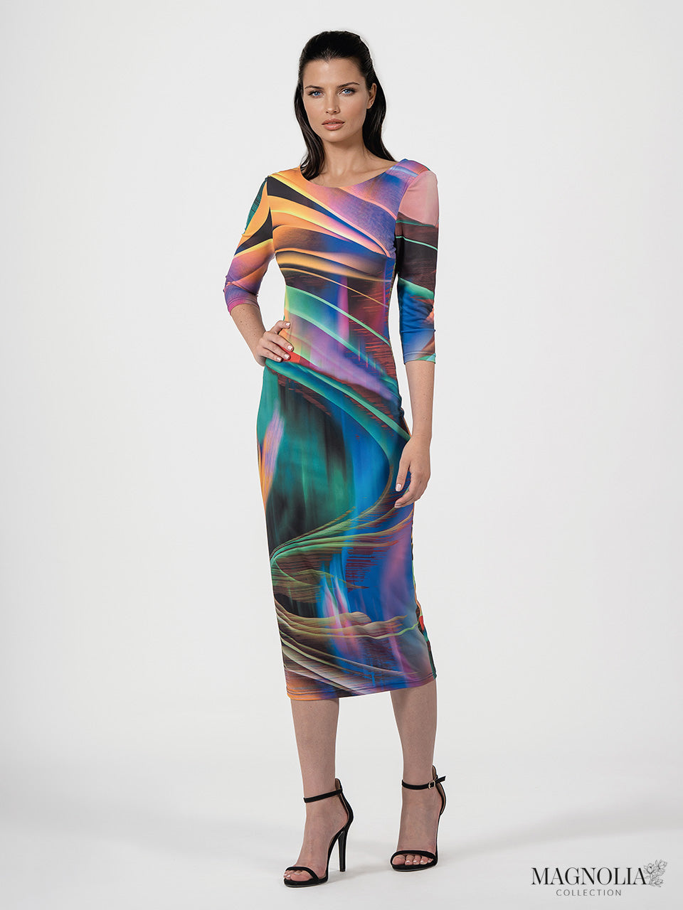 Vestido midi recto de punto y estampado con cuello rendo y manga francesa