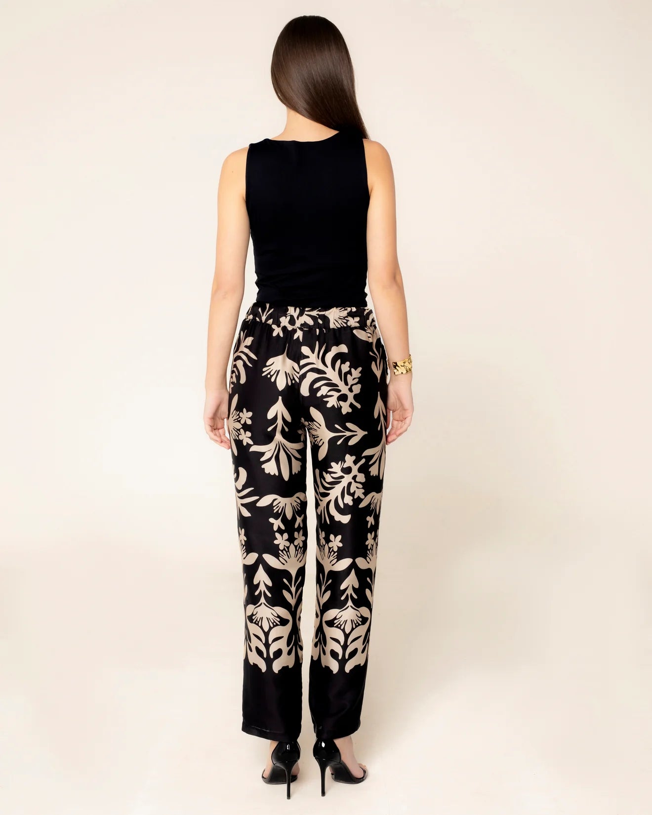 Pantalon Satinado Beige Y Negro Amara