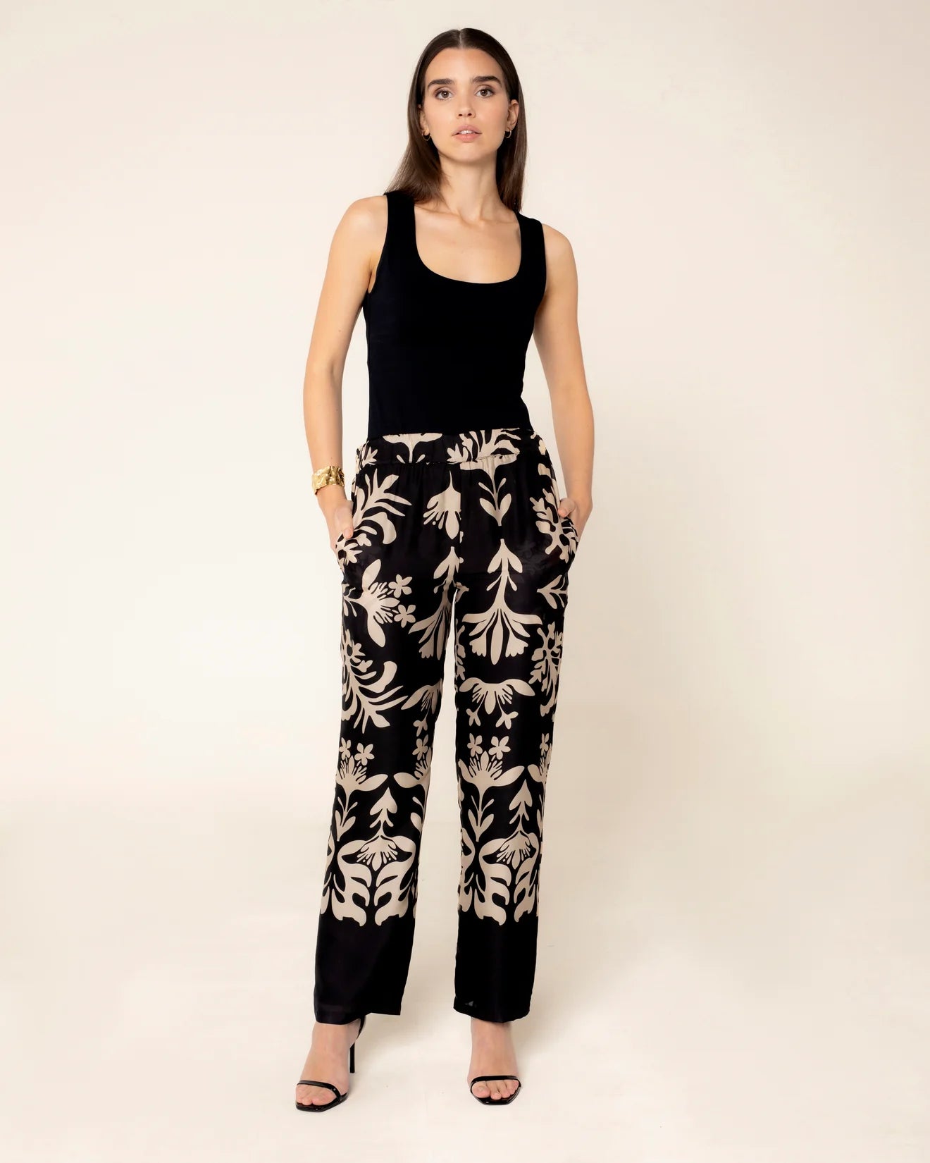 Pantalon Satinado Beige Y Negro Amara