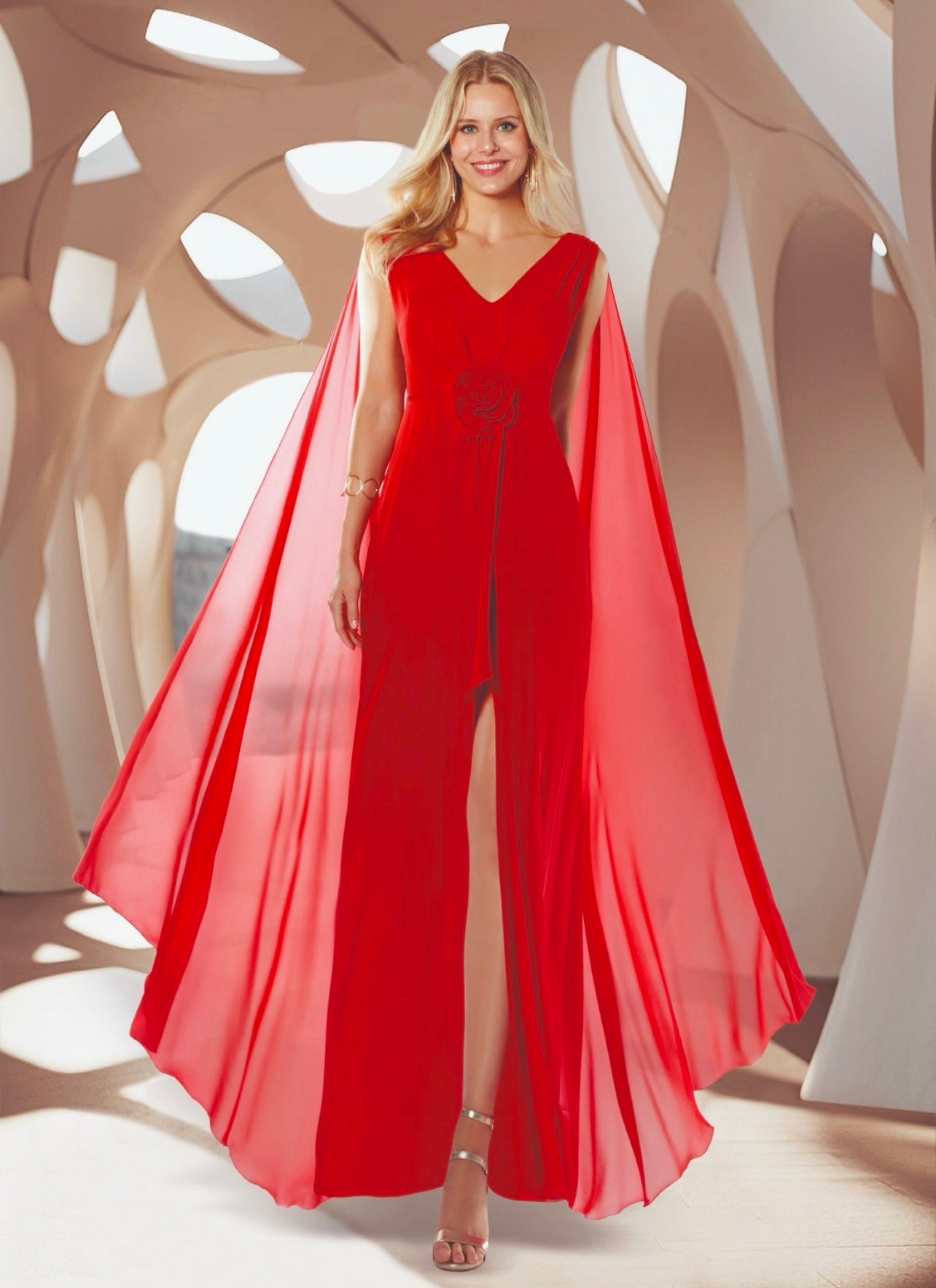 Vestido largo de gasa escote en V con flor y manga en capa