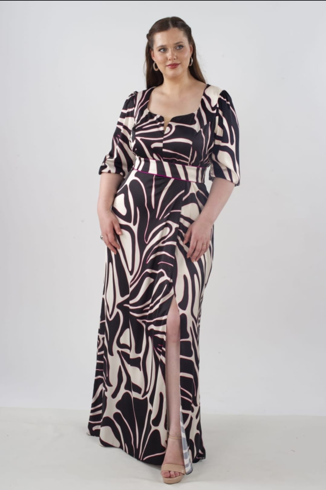 Vestido largo estampado blanco y rojo Mía Miró