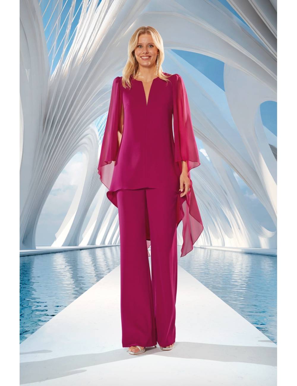 Conjunto dos piezas blusa con cuello de pico de corte asimétrico y pantalón palazzo