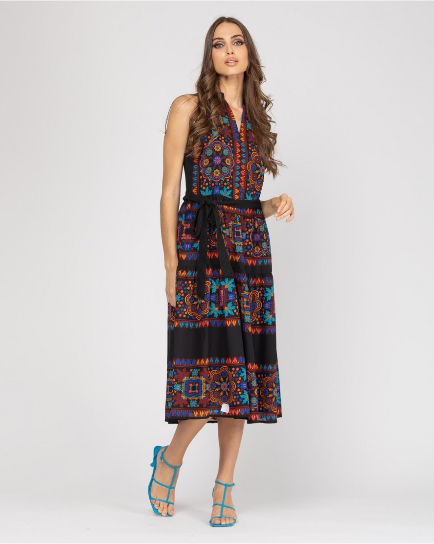 Vestido estampado bordado con abalorios