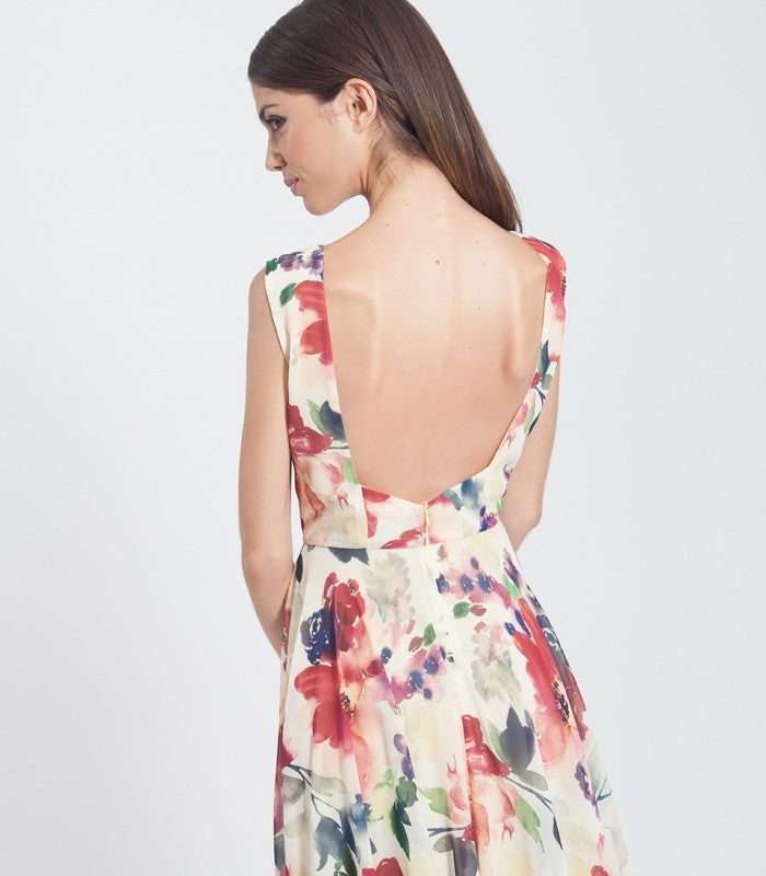 Vestido largo recto con espalda abierta y estampado floral