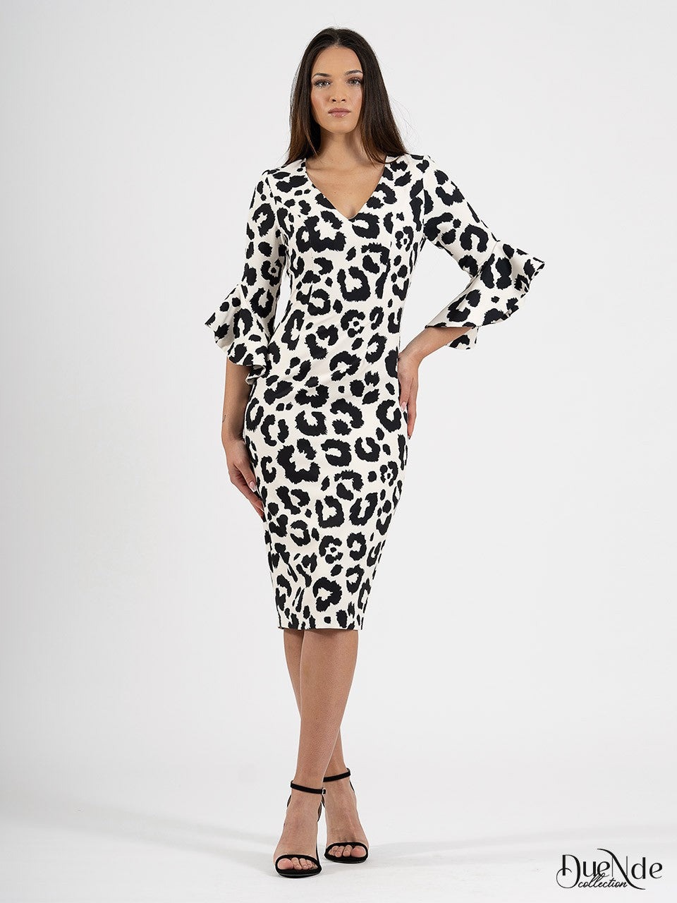 Printed sheath midi dress with V-neckline and bell sleeves 