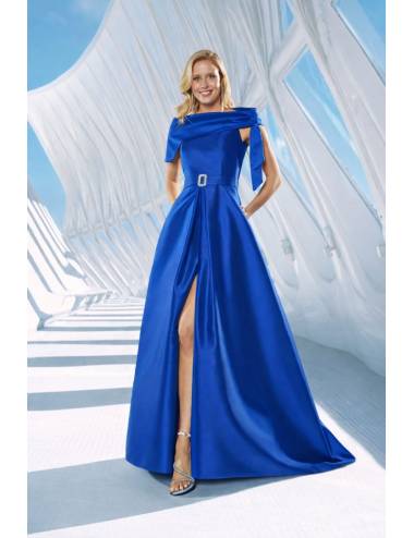 Vestido largo sin mangas de escote asimétrico con volantes y cinturón